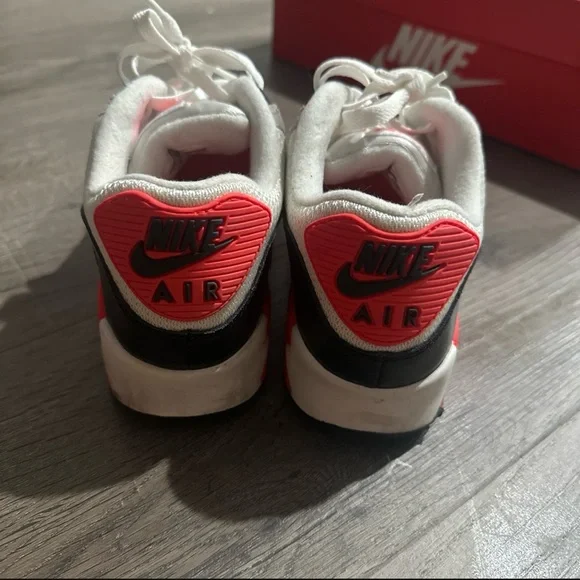 Nike Air Max 90 - Picture 5 of 7